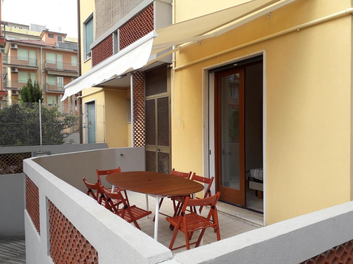 A 3 Passi Dal Mare Apartment คิออกเจีย ภายนอก รูปภาพ